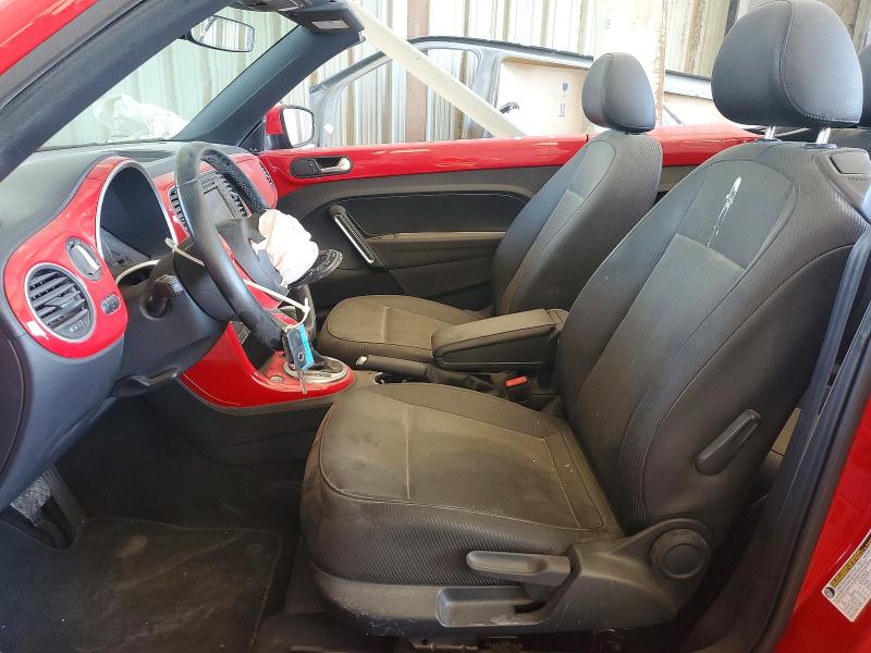 50250776 :رقم المزاد ، 3VW5DAAT6KM505420 vin ، 2019 Volkswagen Beetle مزاد بيع