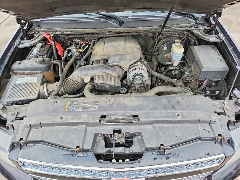 Продажа на аукционе авто 2008 Chevrolet Suburban, vin: 1GNFK16318R133103, номер лота: 51501716