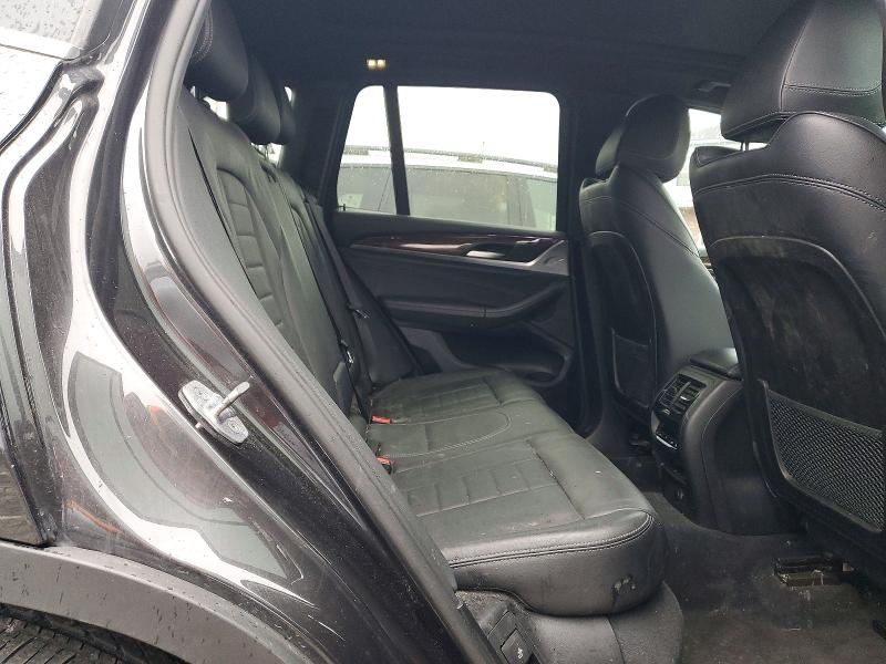 49720316 :رقم المزاد ، 5UXTR9C53JLD57513 vin ، 2018 Bmw X3 مزاد بيع