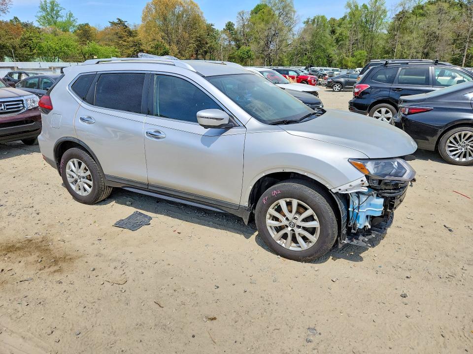 49277196 :رقم المزاد ، KNMAT2MV0HP505715 vin ، 2017 Nissan Rogue مزاد بيع