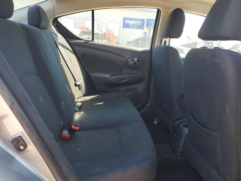 49120276 :رقم المزاد ، 3N1CN7AP1DL885145 vin ، 2013 Nissan Versa مزاد بيع