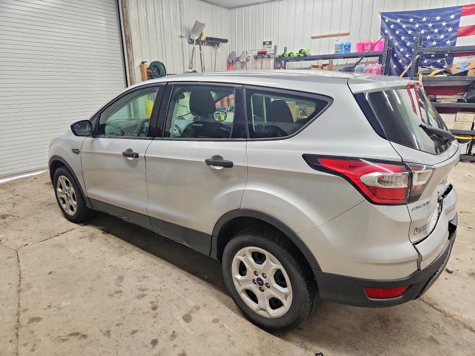 Продаж на аукціоні авто 2017 Ford Escape, vin: 1FMCU0F7XHUA03610, номер лоту: 51186266
