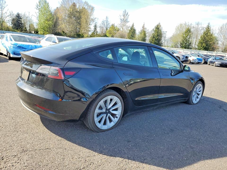 2022 Tesla Model 3 მანქანა იყიდება აუქციონზე, vin: 5YJ3E1EA5NF370942, აუქციონის ნომერი: 48987766