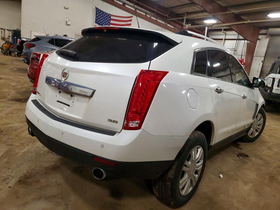48220696 :رقم المزاد ، 3GYFNEE37FS577017 vin ، 2015 Cadillac Srx مزاد بيع