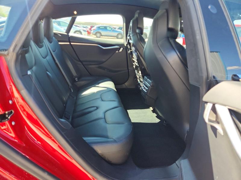 50423166 :رقم المزاد ، 5YJSA1E28HF200336 vin ، 2017 Tesla Model S مزاد بيع