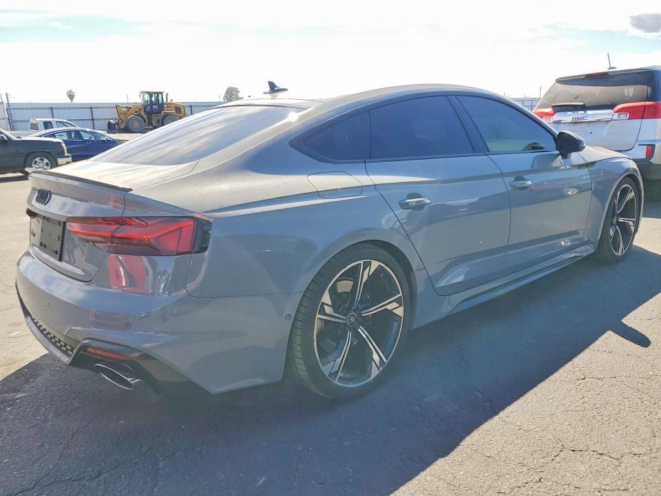 2022 Audi Rs5 მანქანა იყიდება აუქციონზე, vin: WUAAWCF5XNA900951, აუქციონის ნომერი: 49121986