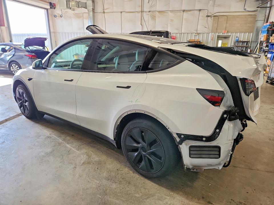 49672176 :رقم المزاد ، 7SAYGDEE1RF207993 vin ، 2024 Tesla Model Y مزاد بيع