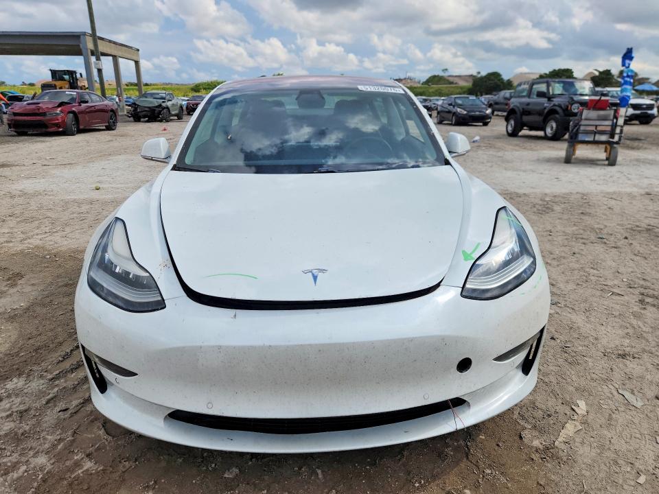 Продаж на аукціоні авто 2018 Tesla Model 3, vin: 5YJ3E1EA4JF019658, номер лоту: 51320076