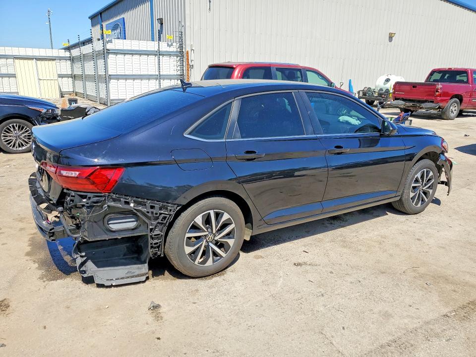 49299666 :رقم المزاد ، 3VWCM7BU8NM016491 vin ، 2022 Volkswagen Jetta مزاد بيع