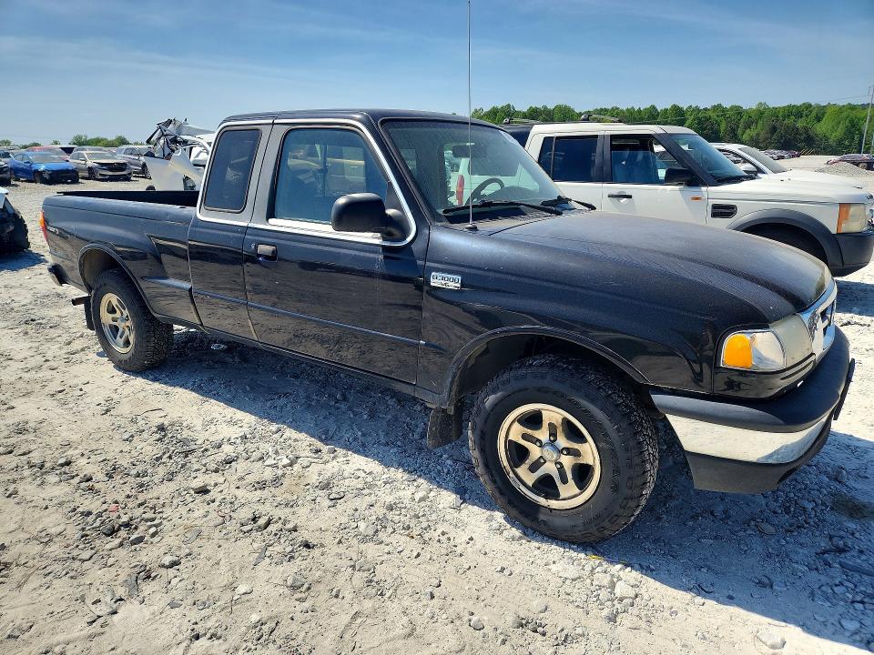 49765726 :رقم المزاد ، 4F4YR16U81TM01716 vin ، 2001 Mazda B3000 مزاد بيع