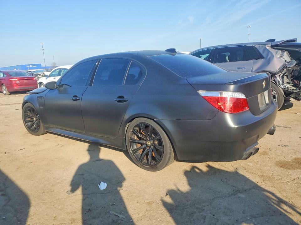 51101256 :رقم المزاد ، WBSNB93537CX07283 vin ، 2007 Bmw M5 مزاد بيع