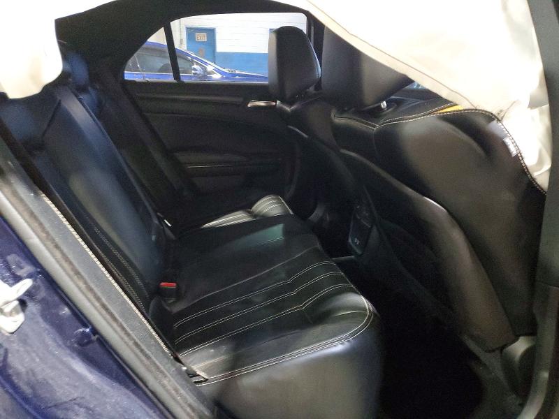 Продажа на аукционе авто 2015 Chrysler 300, vin: 2C3CCABT4FH867850, номер лота: 49127626