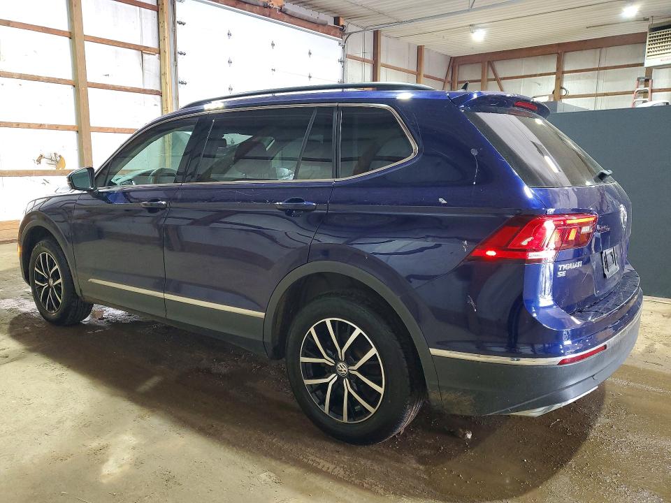 51201596 :رقم المزاد ، 3VV3B7AXXMM069374 vin ، 2021 Volkswagen Tiguan مزاد بيع