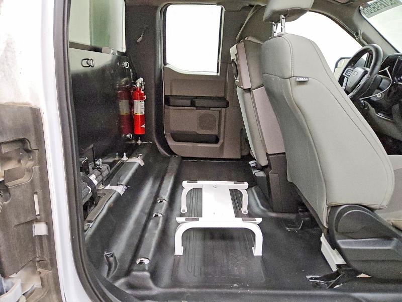 50759586 :رقم المزاد ، 1FTEX1C80HKD47367 vin ، 2017 Ford F150 مزاد بيع