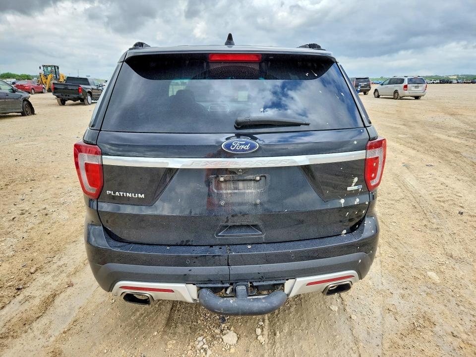 50936136 :رقم المزاد ، 1FM5K8HTXHGC04901 vin ، 2017 Ford Explorer مزاد بيع