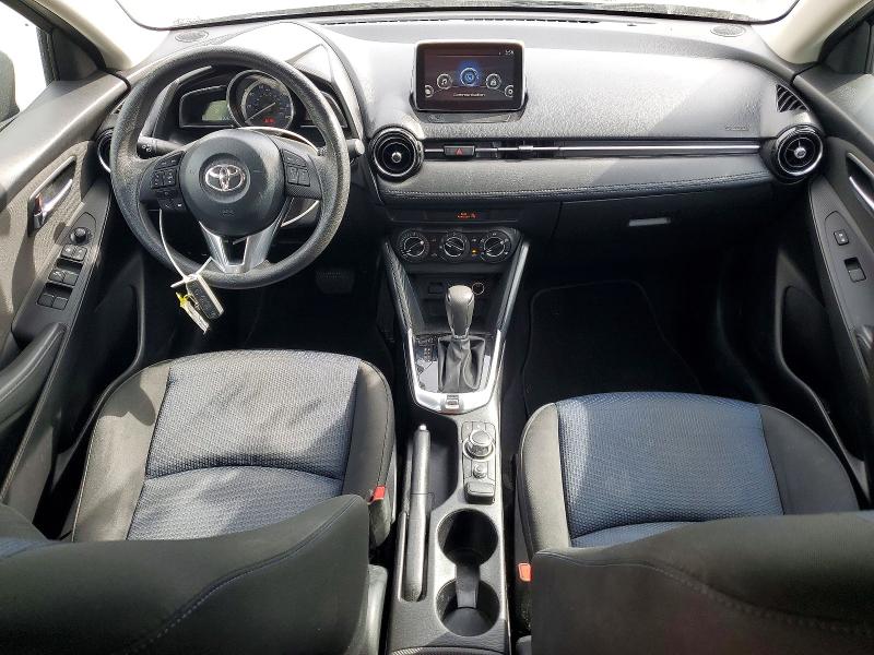 2017 Toyota Yaris Ia მანქანა იყიდება აუქციონზე, vin: 3MYDLBYV9HY156951, აუქციონის ნომერი: 49290636