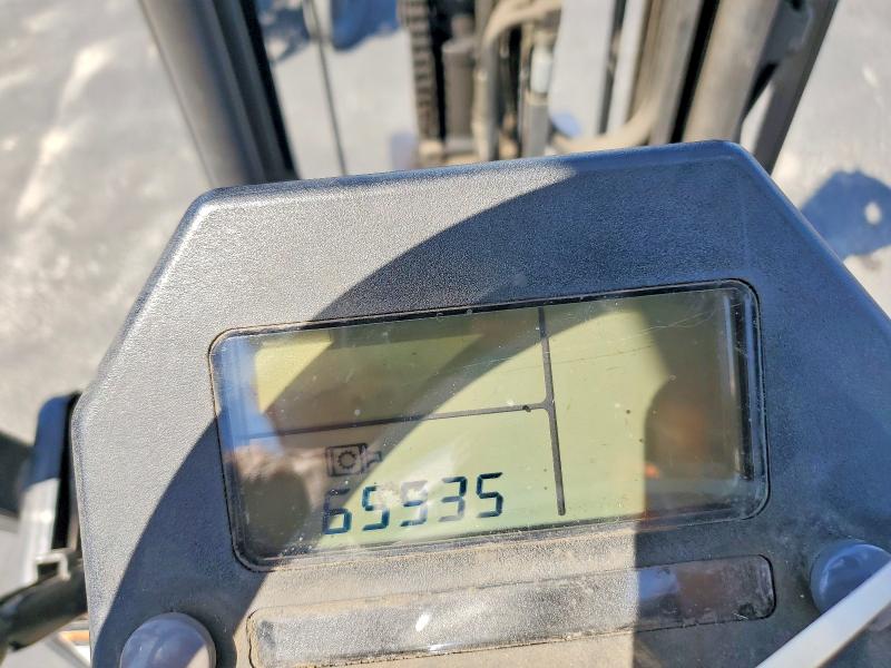 2002 Caterillar Forklift მანქანა იყიდება აუქციონზე, vin: A3EC110206, აუქციონის ნომერი: 51612776