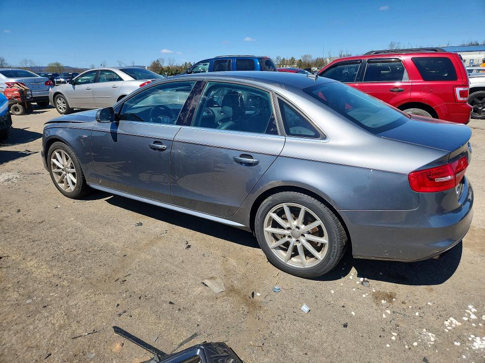 Продажа на аукционе авто 2015 Audi A4, vin: WAUAFAFLXFN025121, номер лота: 48796776