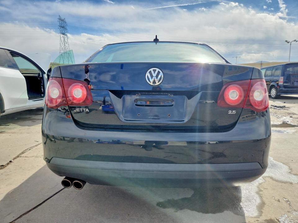 48908686 :رقم المزاد ، 3VWRZ71K79M142956 vin ، 2009 Volkswagen Jetta مزاد بيع