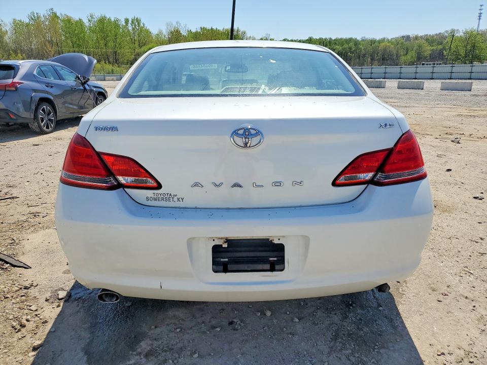 49484286 :رقم المزاد ، 4T1BK36B36U136844 vin ، 2006 Toyota Avalon مزاد بيع