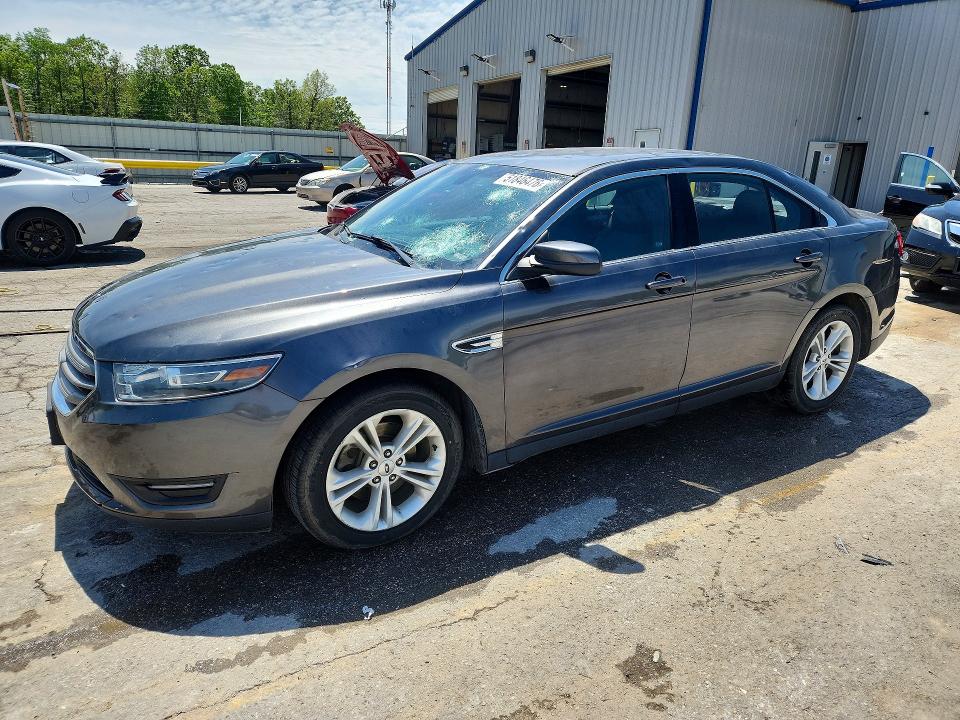 2015 Ford Taurus მანქანა იყიდება აუქციონზე, vin: 1FAHP2E84FG196085, აუქციონის ნომერი: 51846476