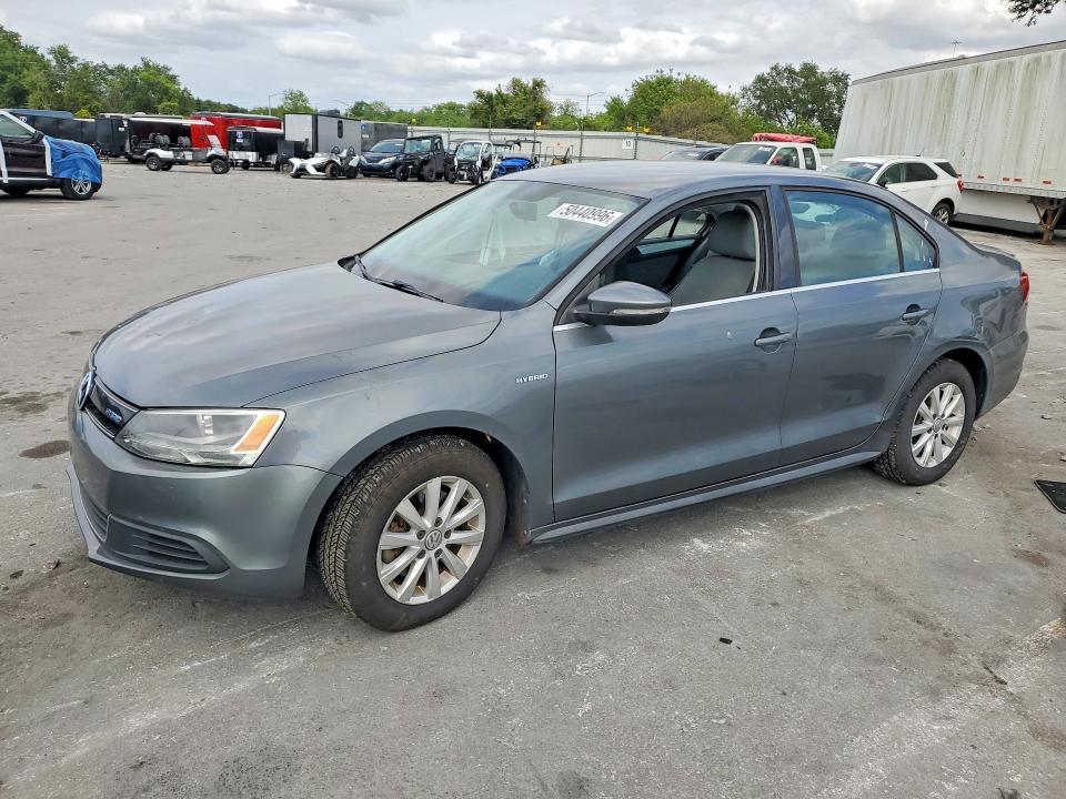 50440996 :رقم المزاد ، 3VW637AJ9DM246000 vin ، 2013 Volkswagen Jetta مزاد بيع