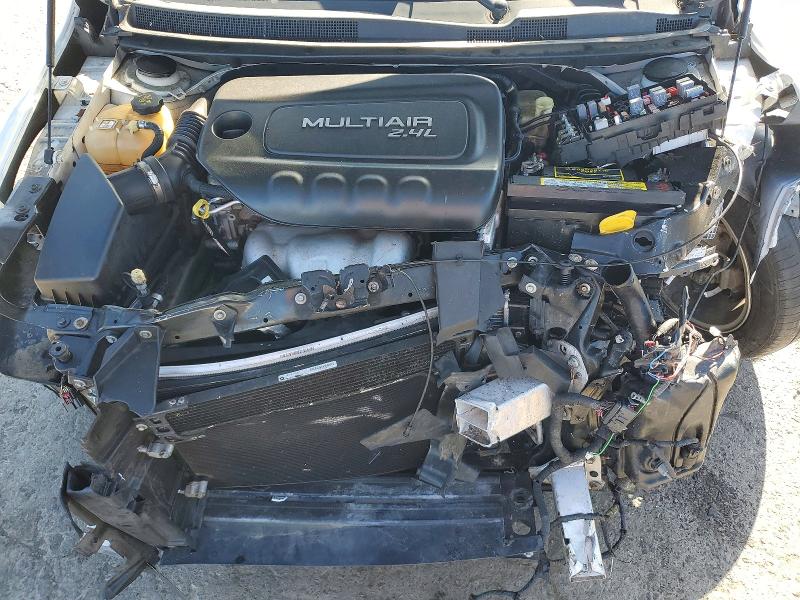 Продаж на аукціоні авто 2015 Chrysler 200, vin: 1C3CCCAB3FN649054, номер лоту: 51369386