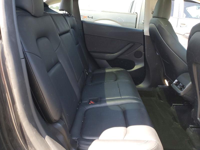 2024 Tesla Model Y მანქანა იყიდება აუქციონზე, vin: 7SAYGAEE3RF993584, აუქციონის ნომერი: 51889086