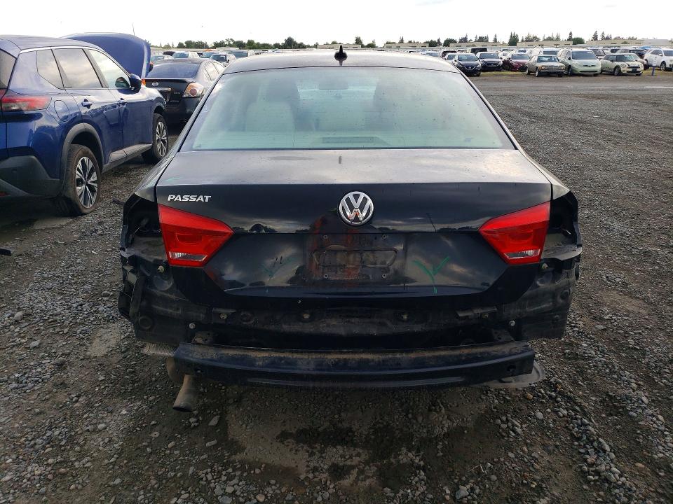 49447946 :رقم المزاد ، 1VWAP7A3XDC139829 vin ، 2013 Volkswagen Passat مزاد بيع