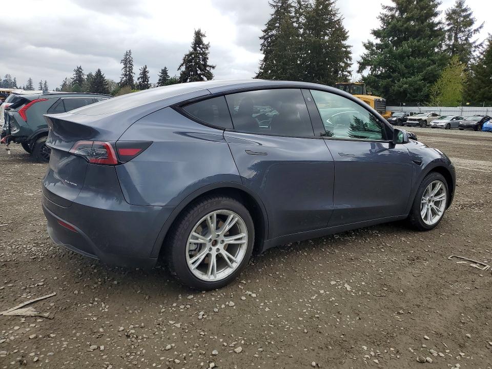 51178386 :رقم المزاد ، 7SAYGAEE7NF548565 vin ، 2022 Tesla Model Y مزاد بيع