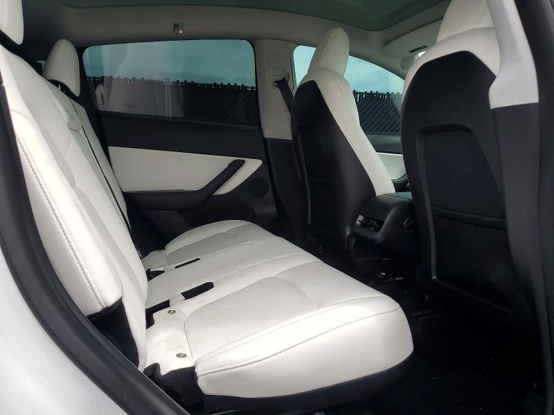 Продаж на аукціоні авто 2021 Tesla Model Y, vin: 5YJYGDEF7MF266416, номер лоту: 49323666