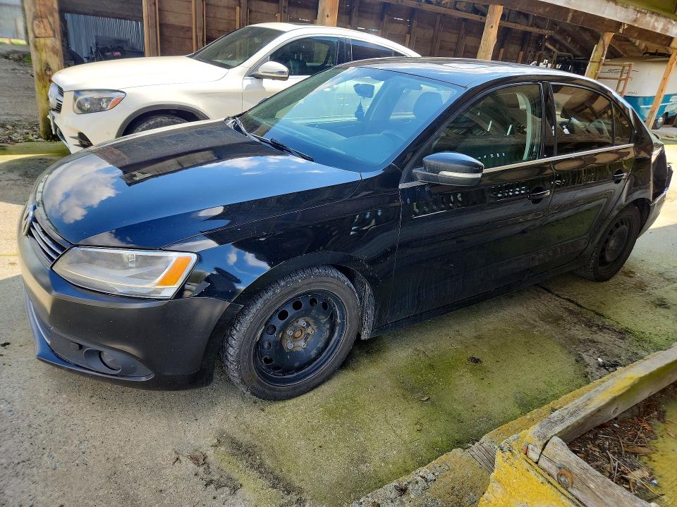 2011 Volkswagen Jetta მანქანა იყიდება აუქციონზე, vin: 3VWWL7AJ5BM007346, აუქციონის ნომერი: 48735386