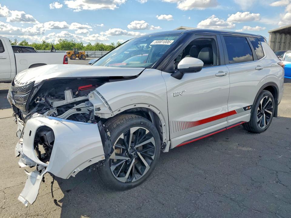 Продаж на аукціоні авто 2024 Mitsubishi Outlander, vin: JA4T5VA97RZ073877, номер лоту: 50001006