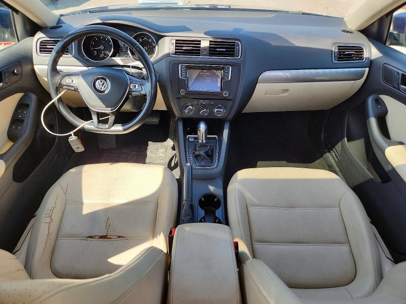 50772576 :رقم المزاد ، 3VWDB7AJ1HM225349 vin ، 2017 Volkswagen Jetta مزاد بيع