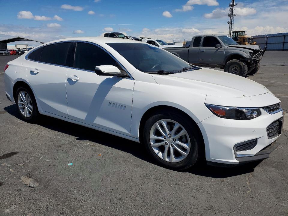 49607646 :رقم المزاد ، 1G1ZD5STXJF200374 vin ، 2018 Chevrolet Malibu مزاد بيع