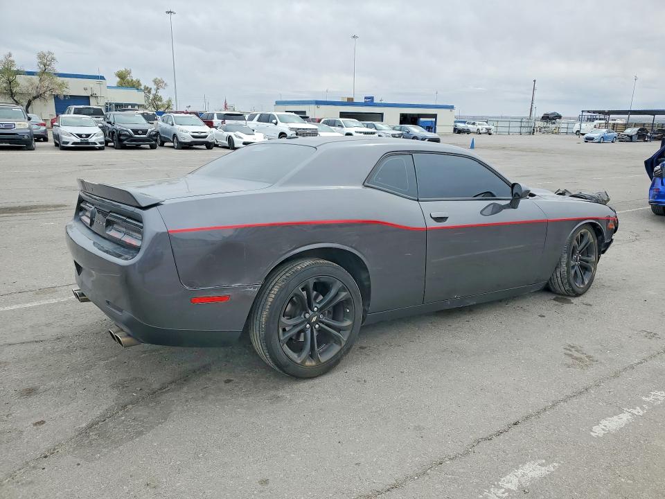2020 Dodge Challenger მანქანა იყიდება აუქციონზე, vin: 2C3CDZBT2LH118374, აუქციონის ნომერი: 49064716