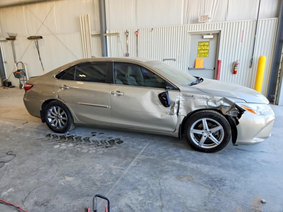 Auction sale of the 2017 Toyota Camry Hybrid, vin: 4T1BD1FK8HU220305, lot number: 50322836