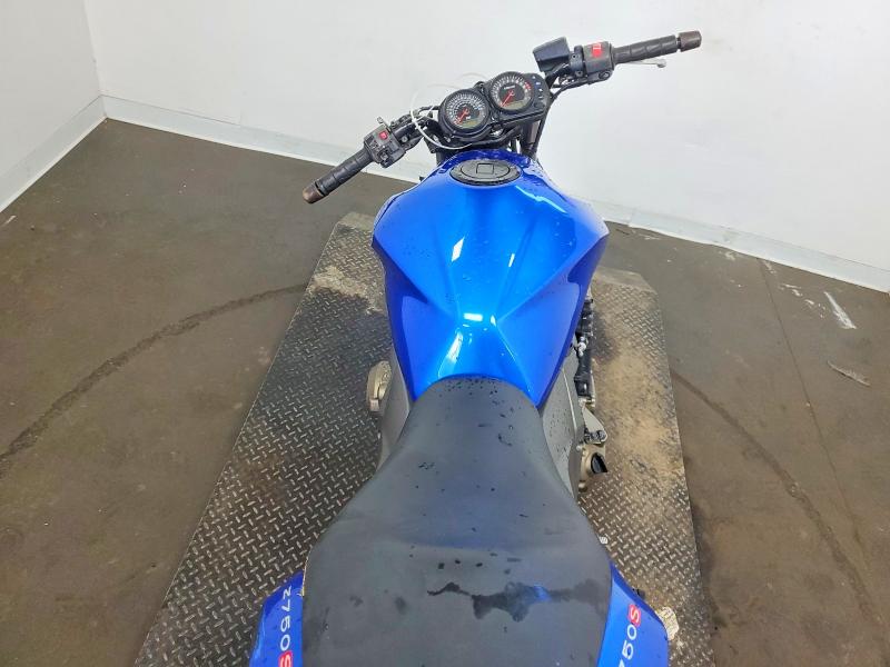 2005 Kawasaki Zr750 მანქანა იყიდება აუქციონზე, vin: JKAZRDK125A000734, აუქციონის ნომერი: 50989116