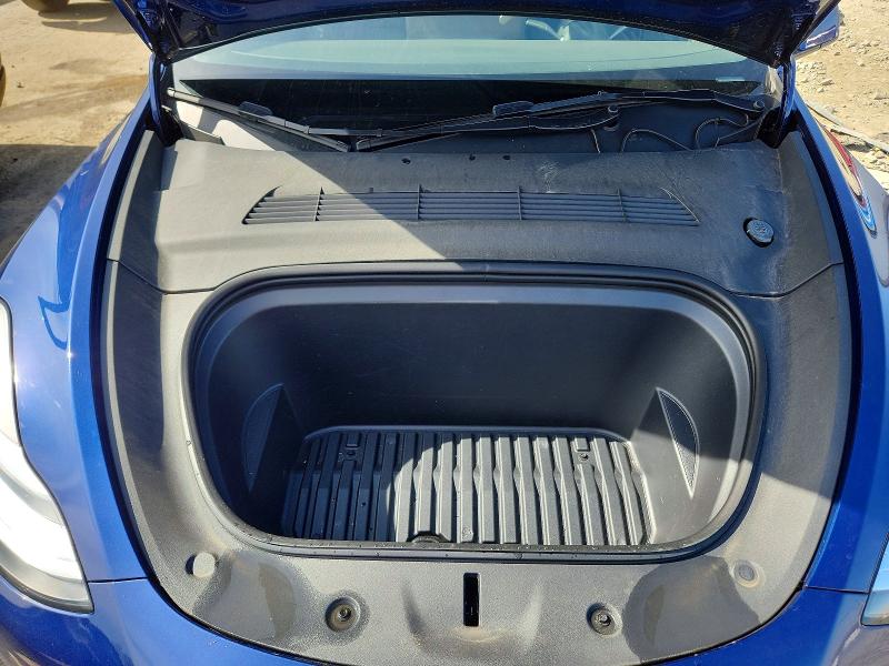 48940996 :رقم المزاد ، 7SAYGDEE5PA106305 vin ، 2023 Tesla Model Y مزاد بيع