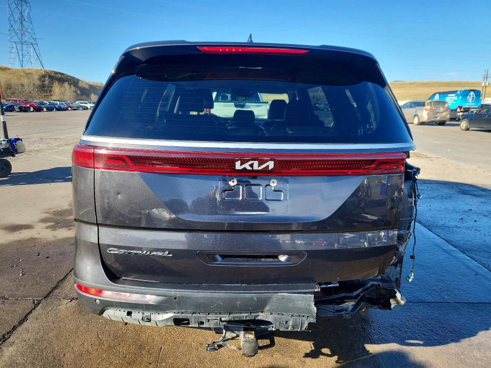 Продаж на аукціоні авто 2022 Kia Carnival, vin: KNDNB4H38N6132532, номер лоту: 49118156
