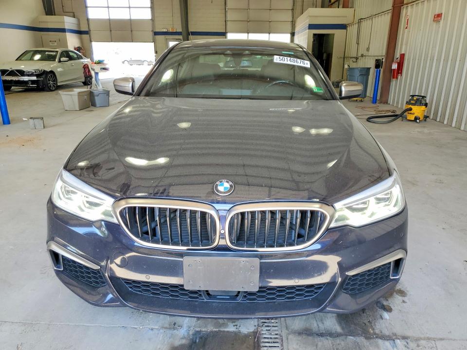 Продажа на аукционе авто 2018 Bmw M550xi, vin: WBAJB9C56JB049765, номер лота: 50148676