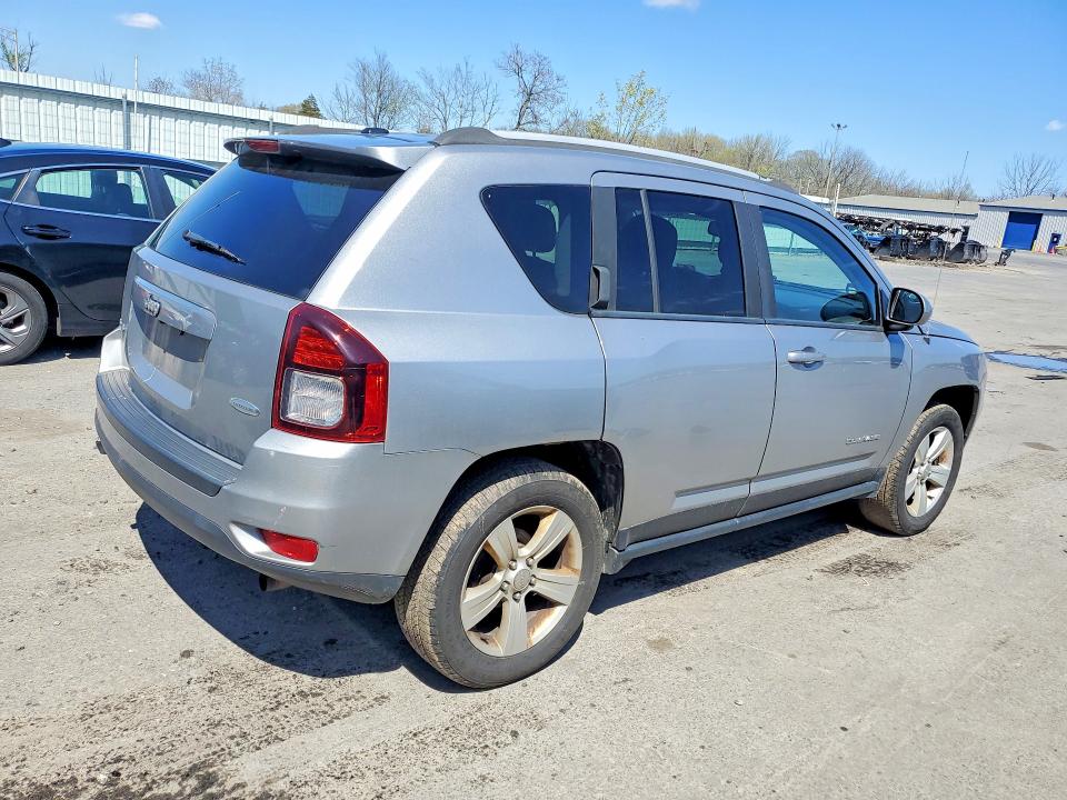 48460076 :رقم المزاد ، 1C4NJDEB0FD424946 vin ، 2015 Jeep Compass مزاد بيع