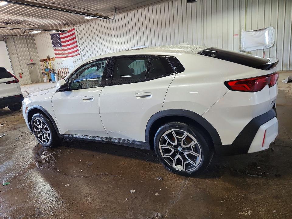 51555906 :رقم المزاد ، WBX63GM08T5629861 vin ، 2026 Bmw X2 مزاد بيع