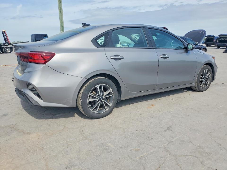 Продаж на аукціоні авто 2024 Kia Forte, vin: 3KPF24AD4RE809731, номер лоту: 49925576