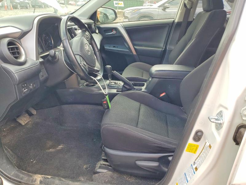 48017466 :رقم المزاد ، JTMRFREV2JJ748081 vin ، 2018 Toyota Rav4 مزاد بيع