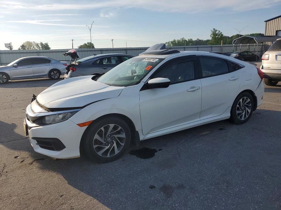 49480746 :رقم المزاد ، 19XFC2F73GE056842 vin ، 2016 Honda Civic مزاد بيع