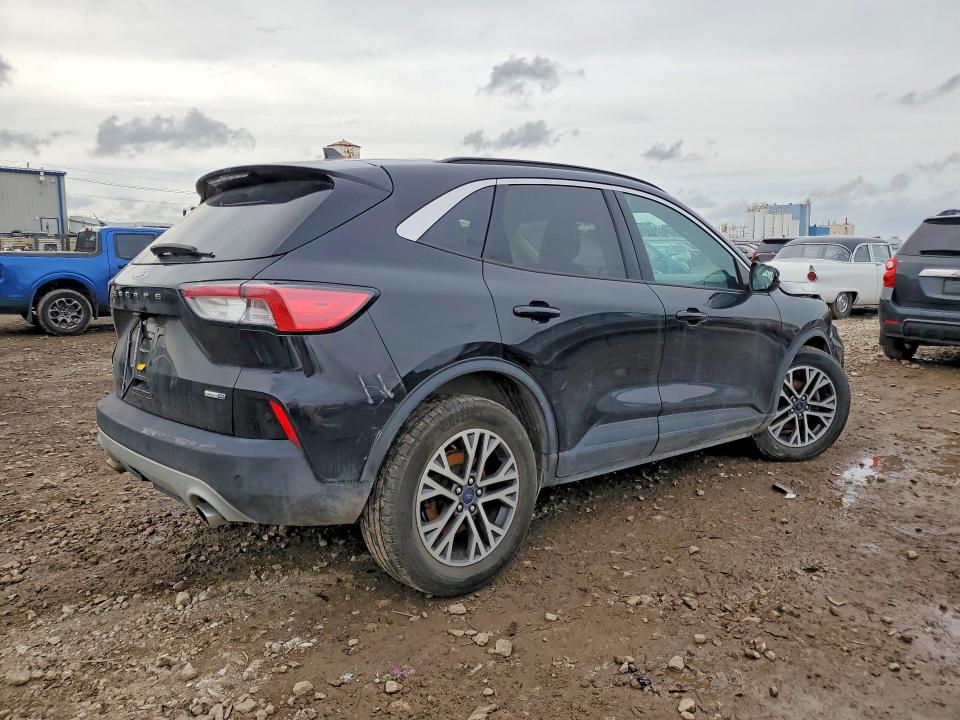 50165026 :رقم المزاد ، 1FMCU9H68LUA95673 vin ، 2020 Ford Escape مزاد بيع