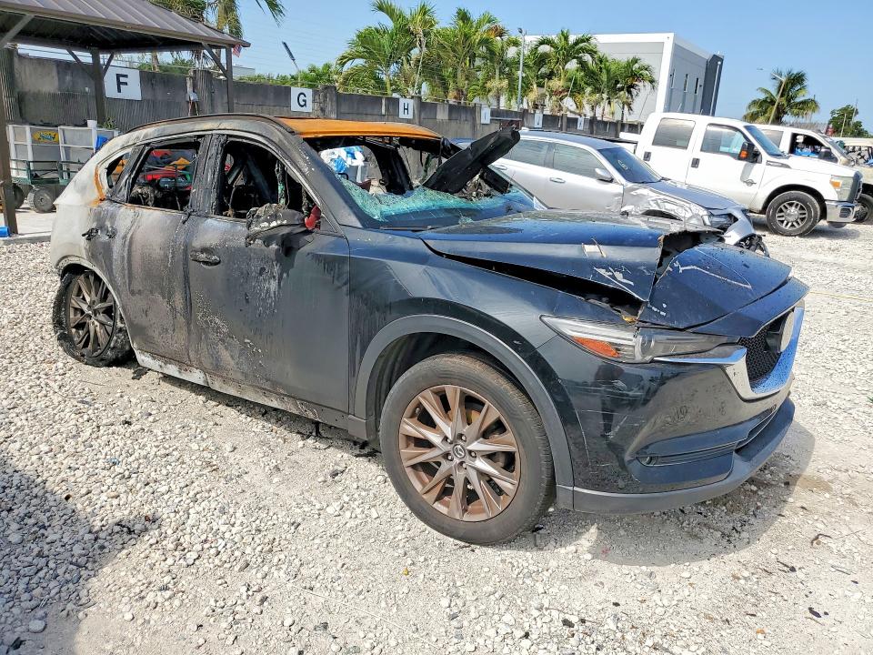 Продаж на аукціоні авто 2020 Mazda Cx-5, vin: JM3KFADM2L0800983, номер лоту: 51948316