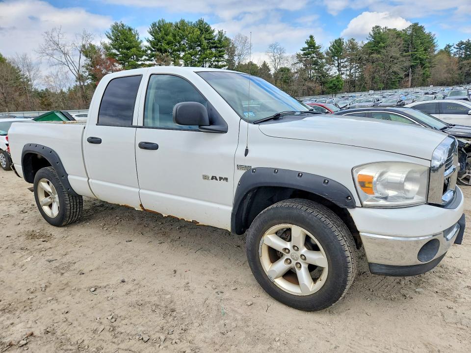 50494916 :رقم المزاد ، 1D7HU18298J159386 vin ، 2008 Dodge Ram 1500 مزاد بيع