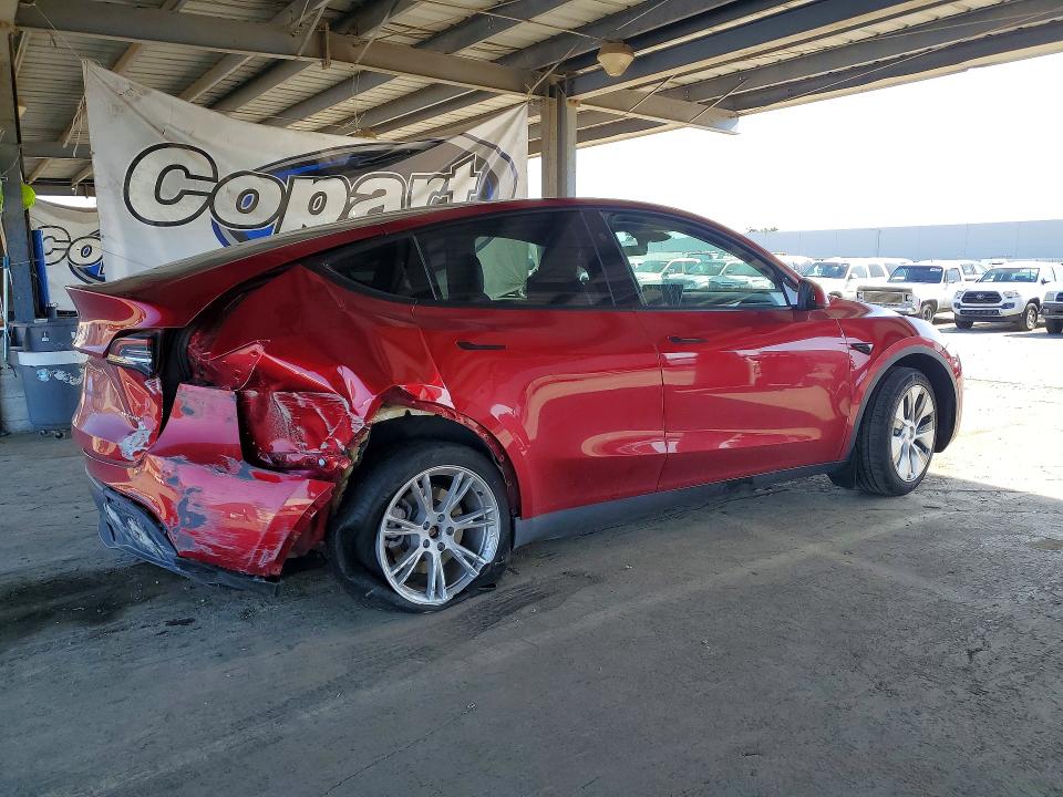 50347656 :رقم المزاد ، 7SAYGAEE5RF069275 vin ، 2024 Tesla Model Y مزاد بيع